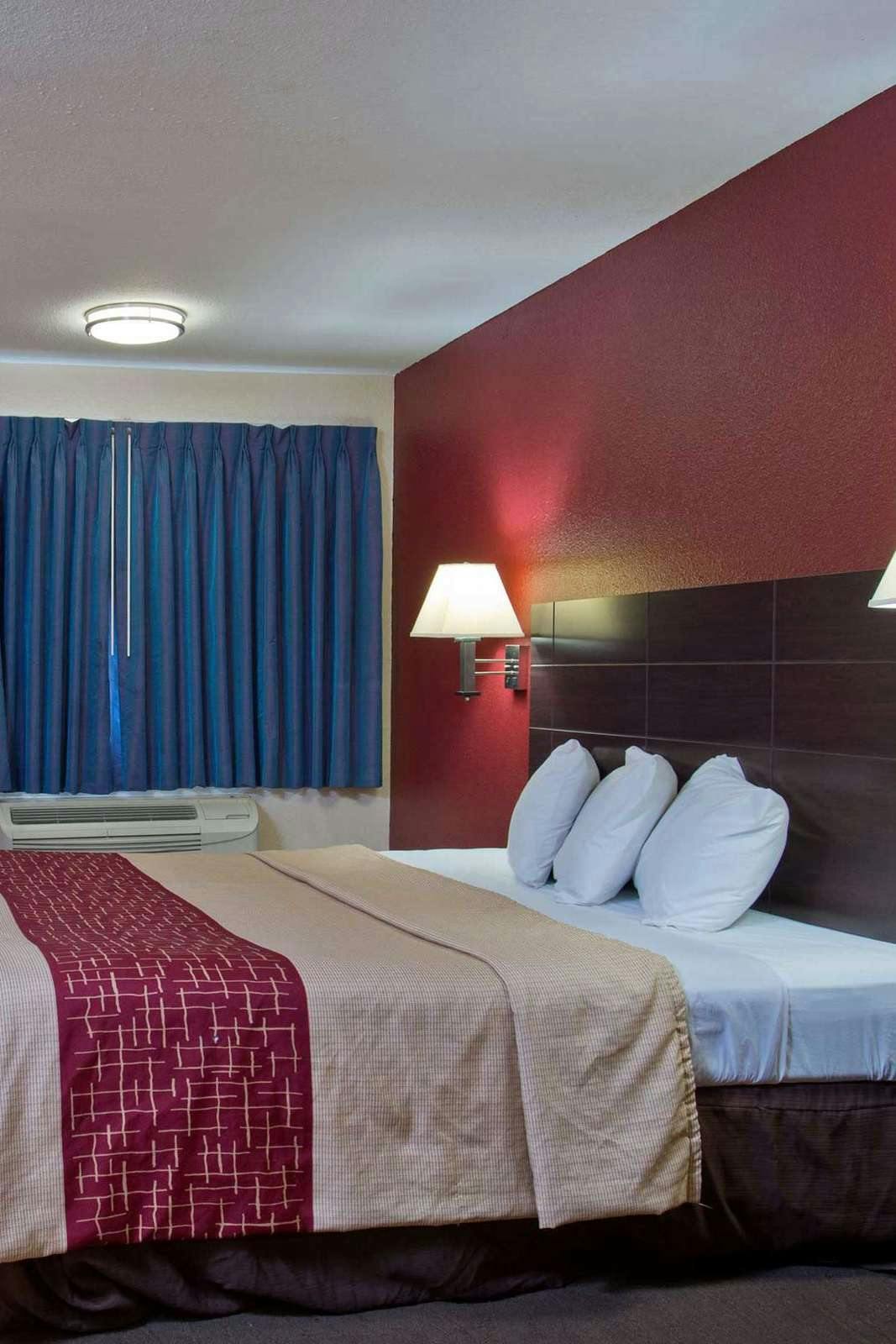 Hotel Red Roof Inn Corpus Christi South photo 3