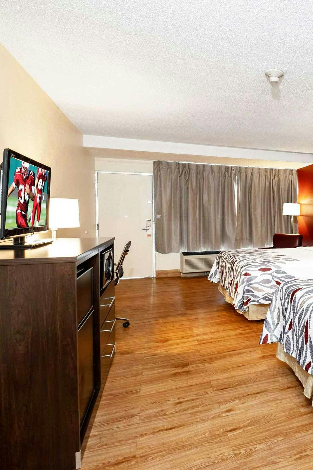 Hotel Red Roof Inn Marion, VA photo 5