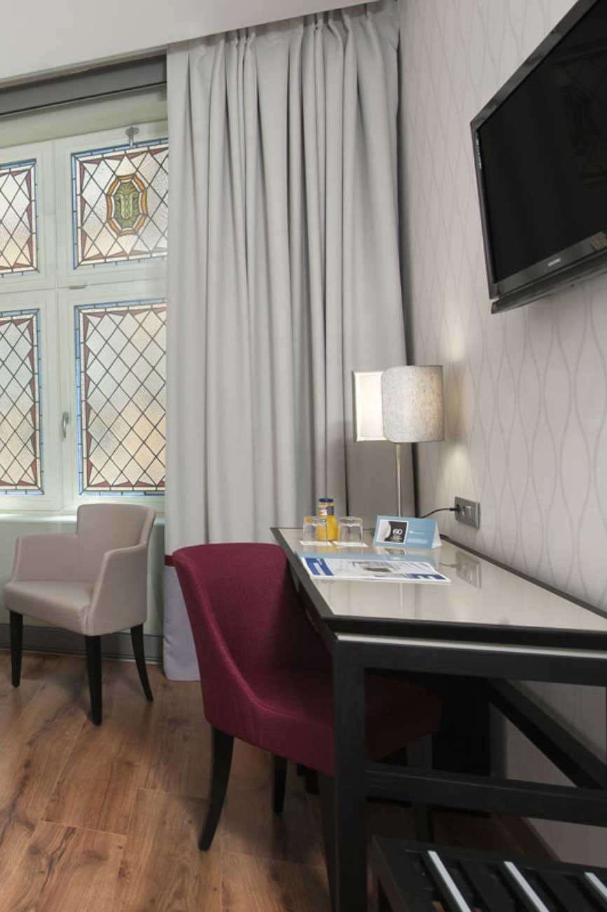 Hotel Eurostars Puerta Real photo 5