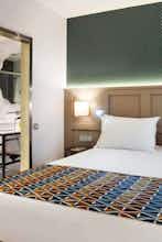 Hotel Eurostars Puerta Real photo 2