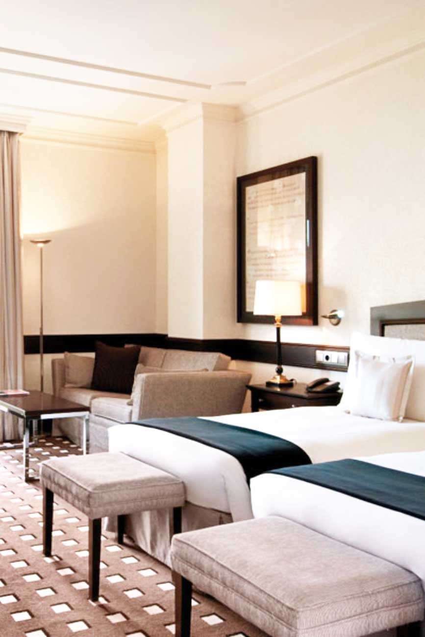 Hotel Eurostars Palacio Buenavista photo 2