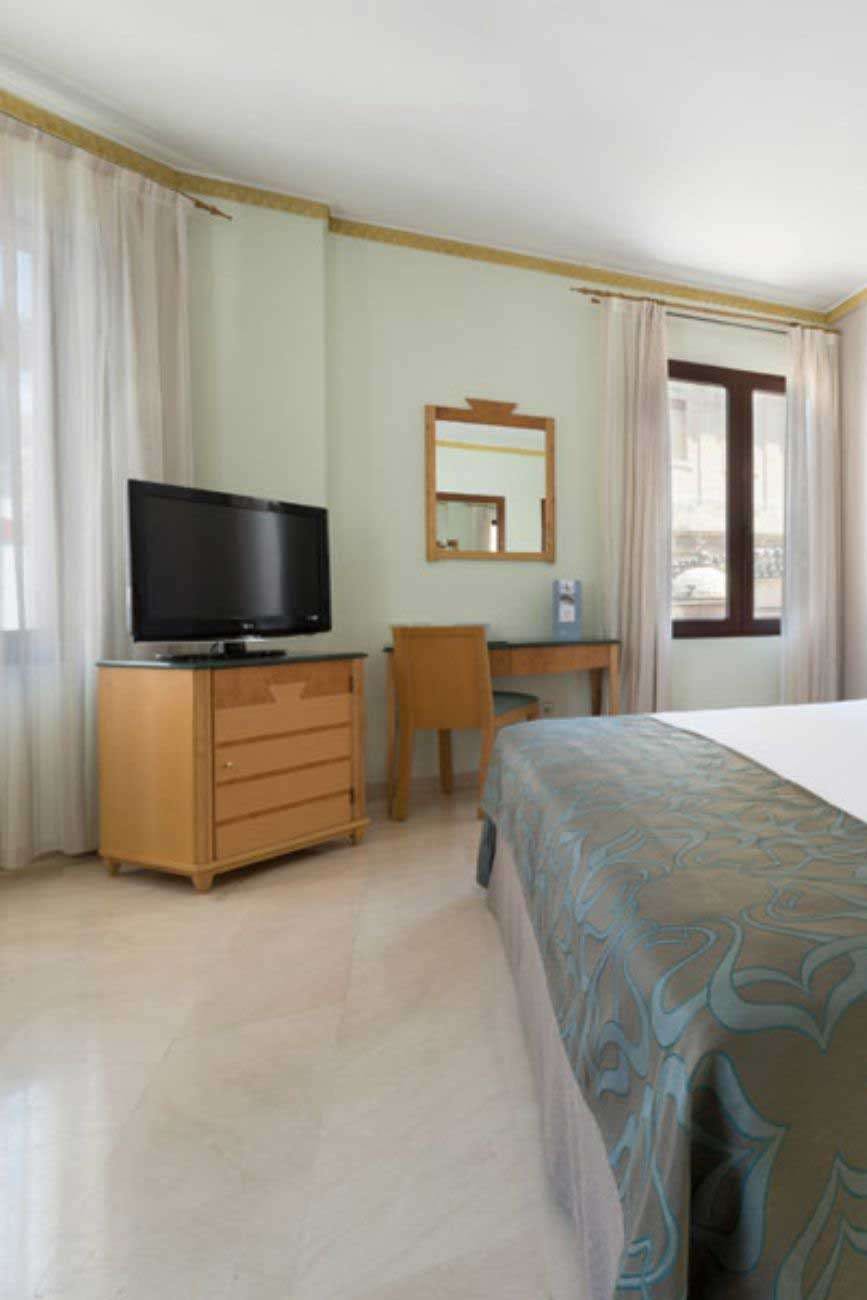 Hotel Eurostars Maimónides Hotel photo 1