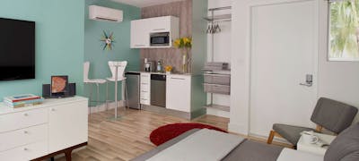 1818 Meridian House by Eskape Collection