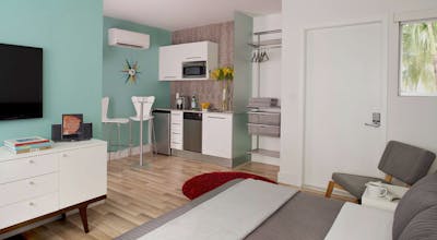 1818 Meridian House by Eskape Collection