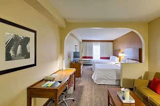 Hotel Four Points by Sheraton Charlotte - Pineville photo 4