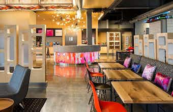 Hotel ALOFT LOUISVILLE EAST photo 2