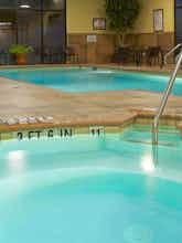 Hotel Holiday Inn Hotel & Suites Beaumont Plaza photo 2