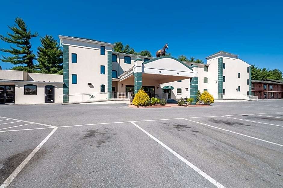 Rodeway Inn & Suites - Charles Town, WV, Ranson - HotelTonight