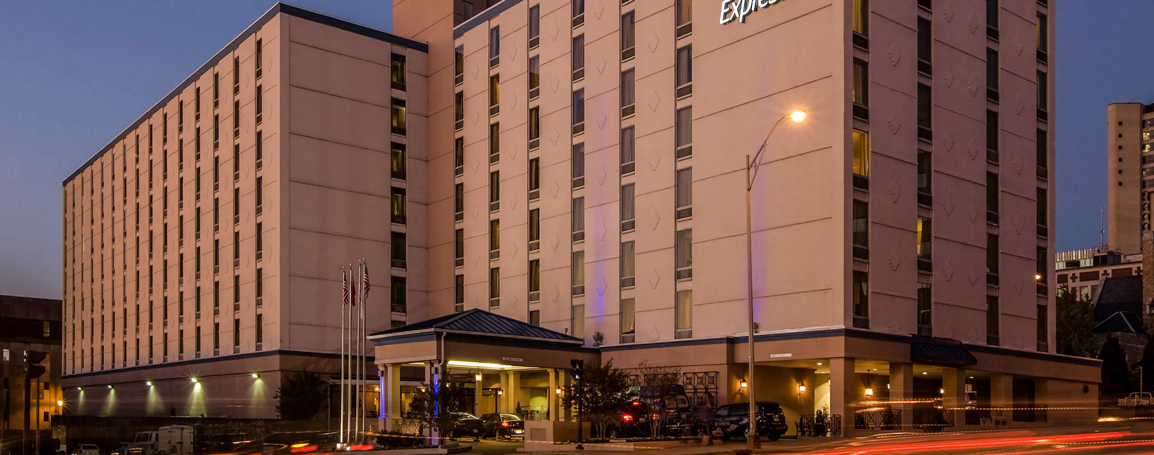 Holiday Inn Express Nashville Downtown Nashville HotelTonight Holiday inn express nashville downtown nashville hoteltonight
