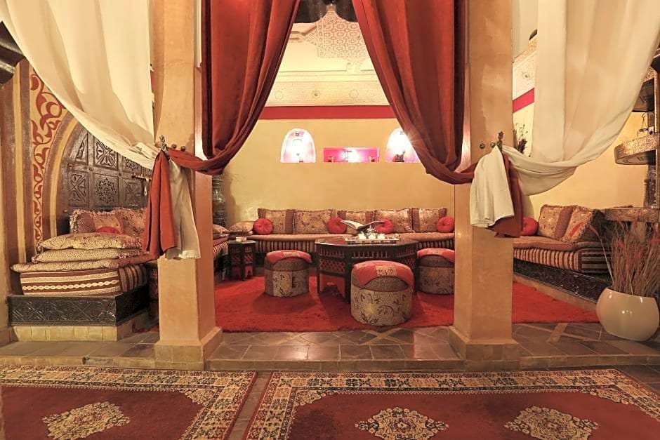 Hotel Riad Mille and a Nights photo 5