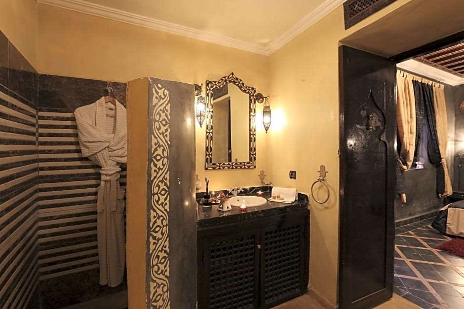 Hotel Riad Mille and a Nights photo 3