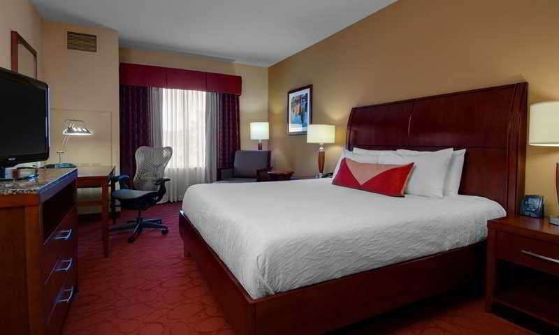 Hilton Garden Inn Milwaukee Airport