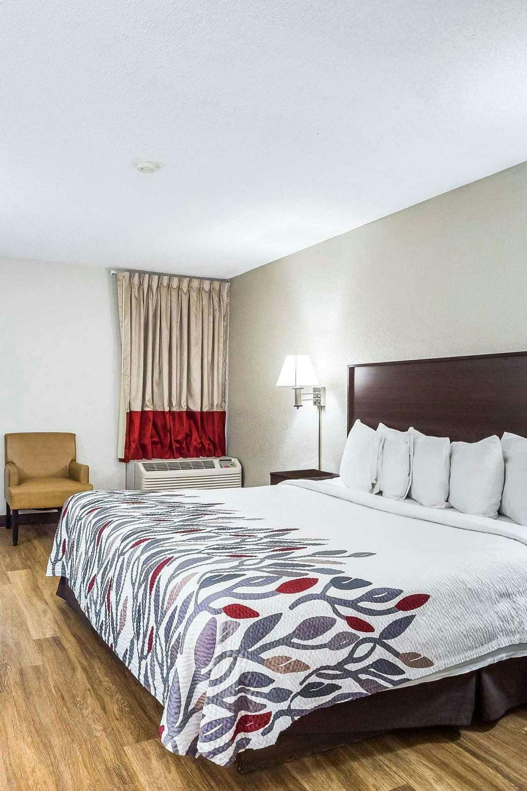 Hotel Red Roof Inn Spartanburg - I-26 photo 2