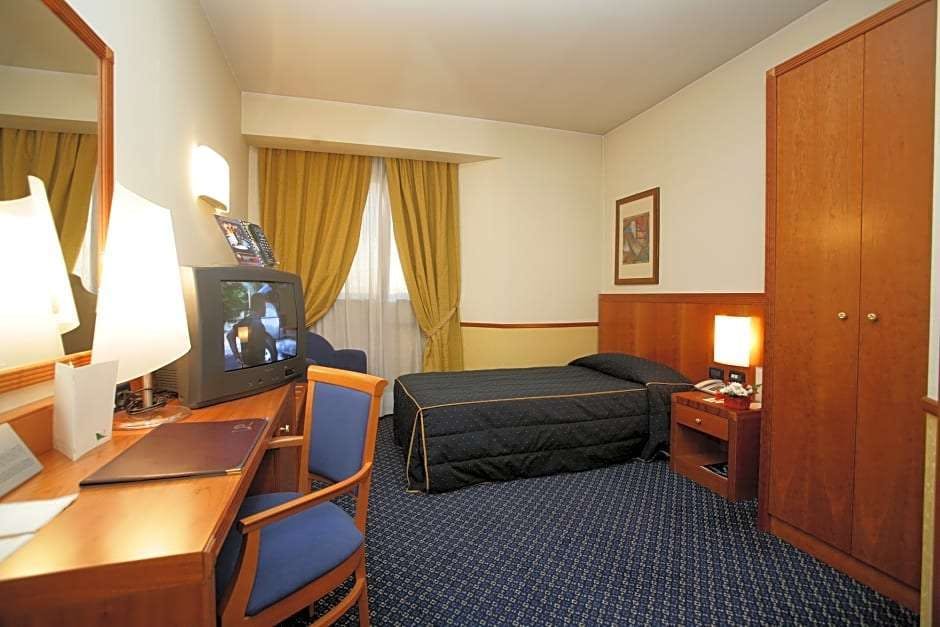 Hotel Pacific Hotel Fortino photo 2