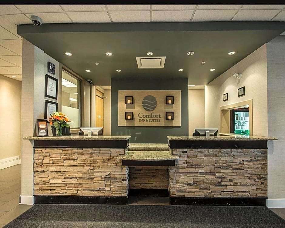 Hotel Comfort Inn Surrey Hotel photo 2