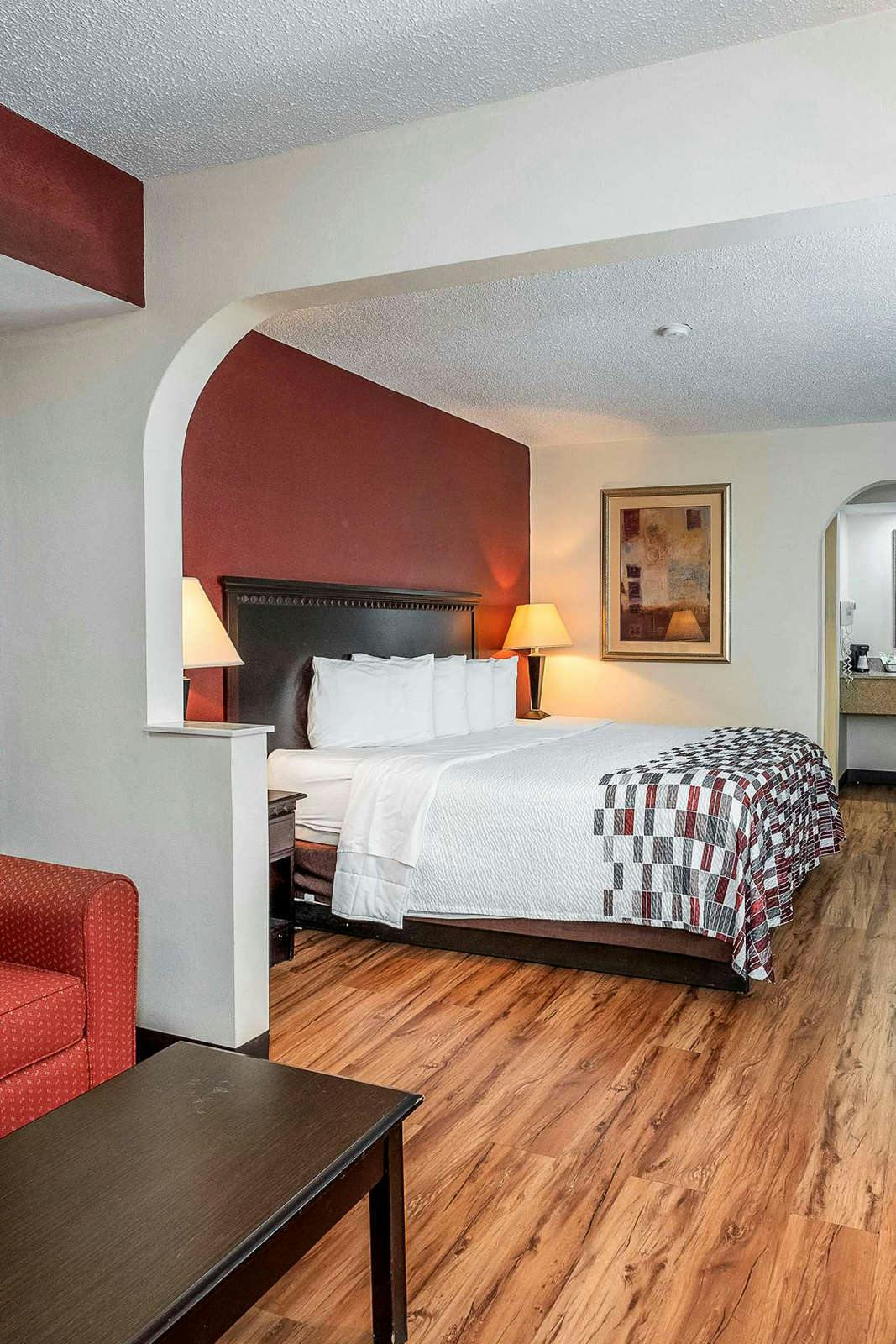 Hotel Red Roof Inn & Suites Oxford photo 2