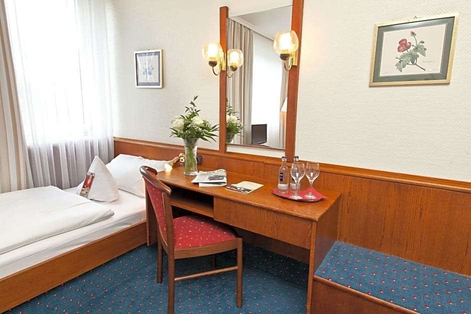 Hotel Novum Hotel Ravenna Berlin Steglitz photo 5