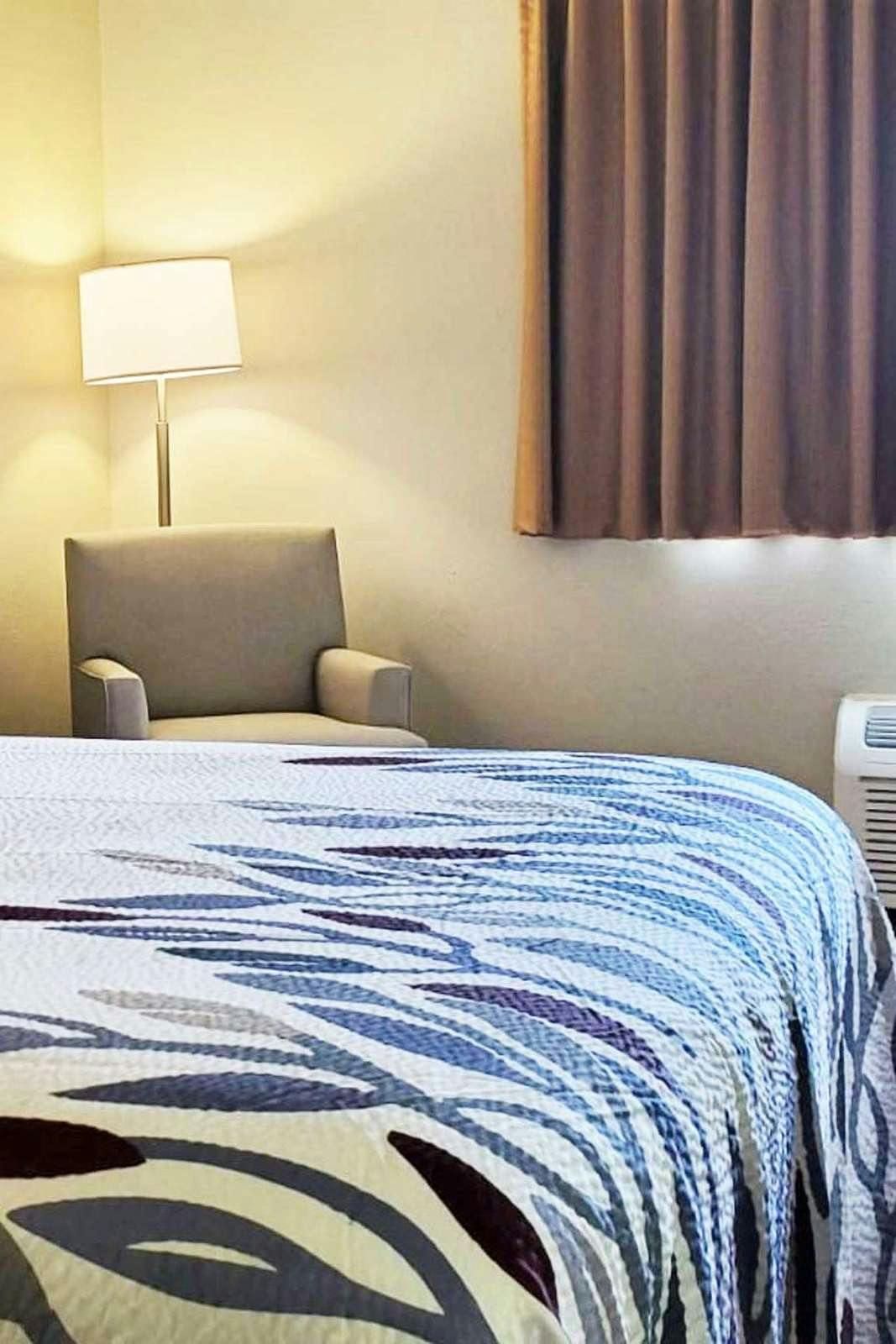 Hotel Red Roof Inn Martinsburg photo 2