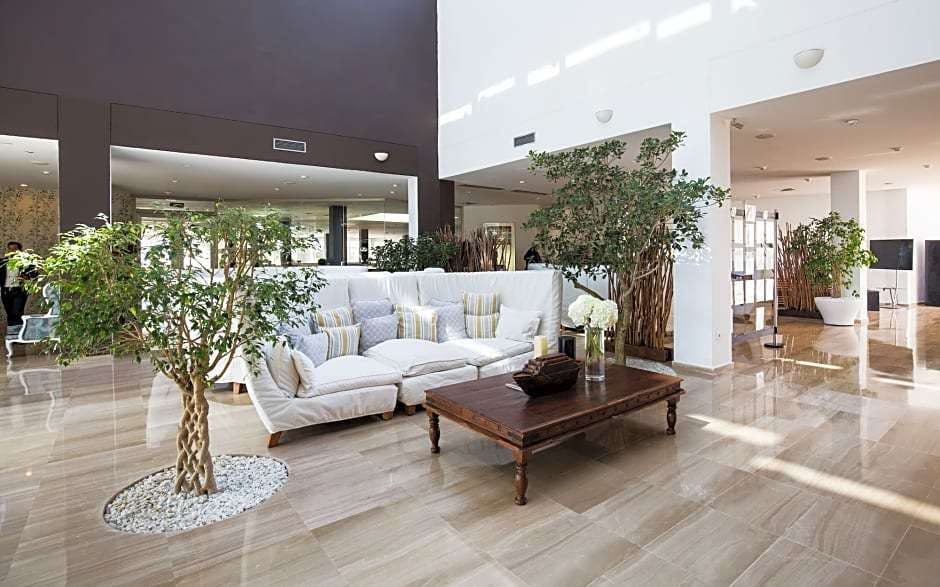 Hotel Grand Palladium Palace Ibiza Resort & Spa - All Inclusive 24h photo 2