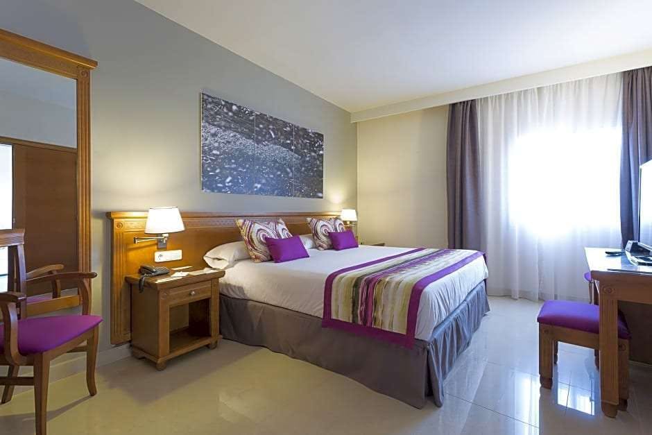 Hotel Grand Palladium Palace Ibiza Resort & Spa - All Inclusive 24h photo 1