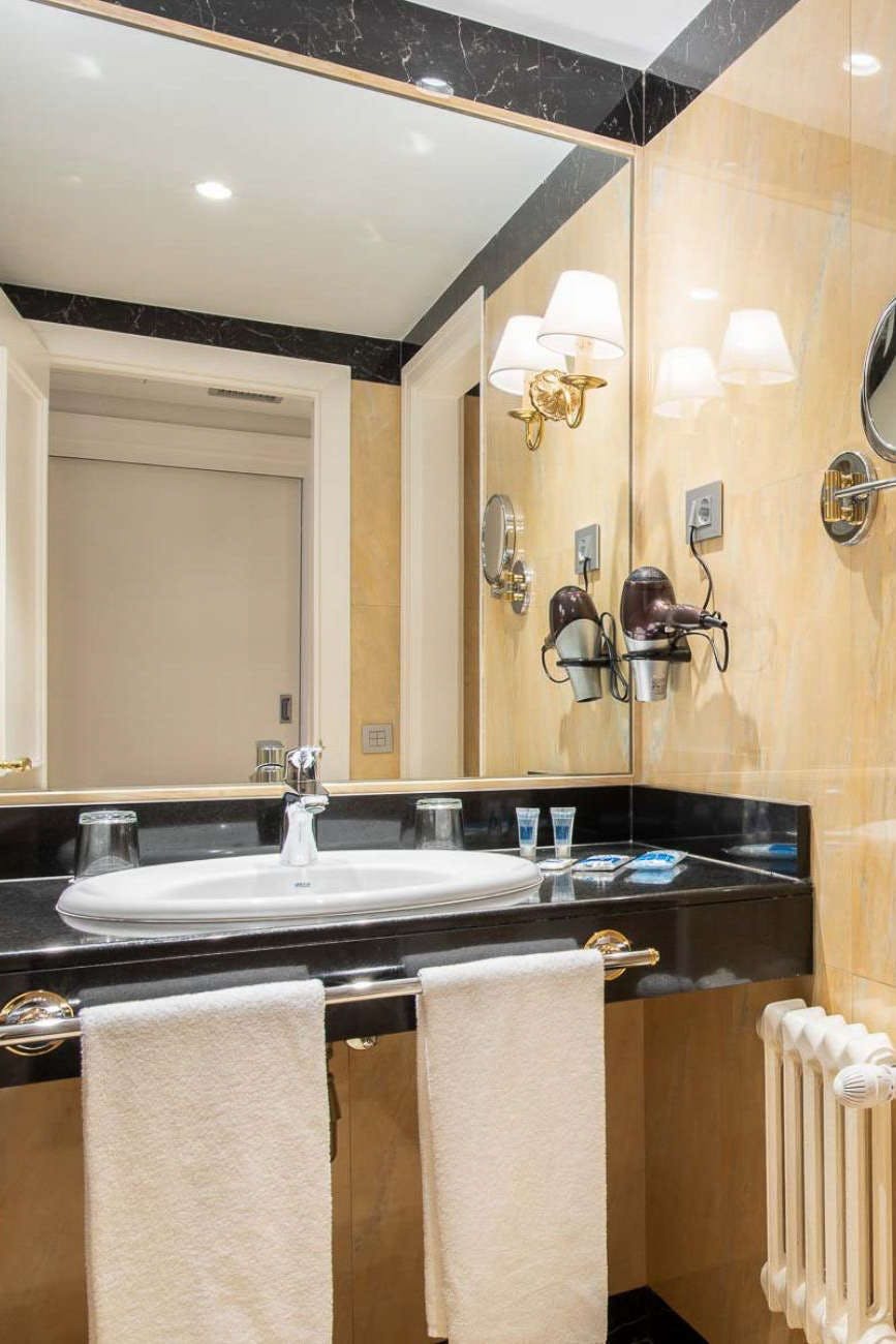 Hotel Eurostars Gran Hotel Lugo photo 4