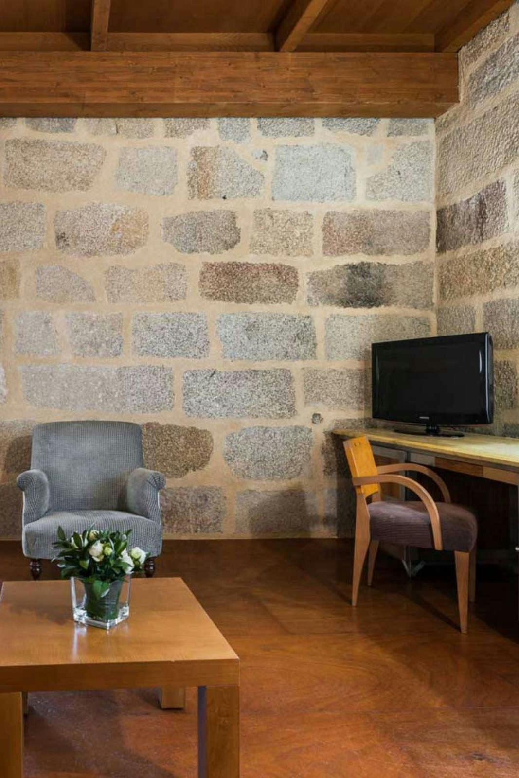 Hotel Eurostars Monumento Monasterio de San Clodio Hotel & Spa photo 2