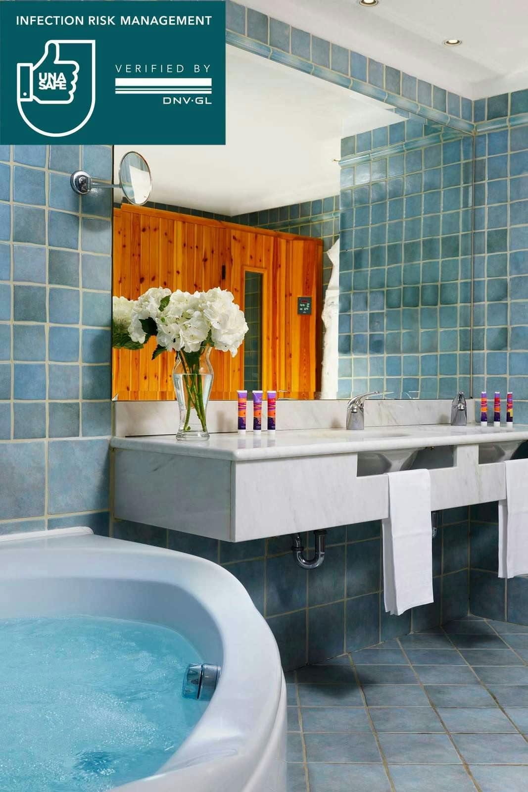 Hotel UNAHOTELS Capotaormina photo 3