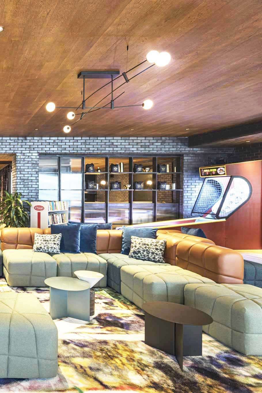 Hotel Moxy NYC East Village photo 5