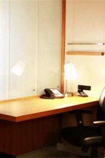 Hotel SpringHill Suites by Marriott Las Vegas Henderson photo 3