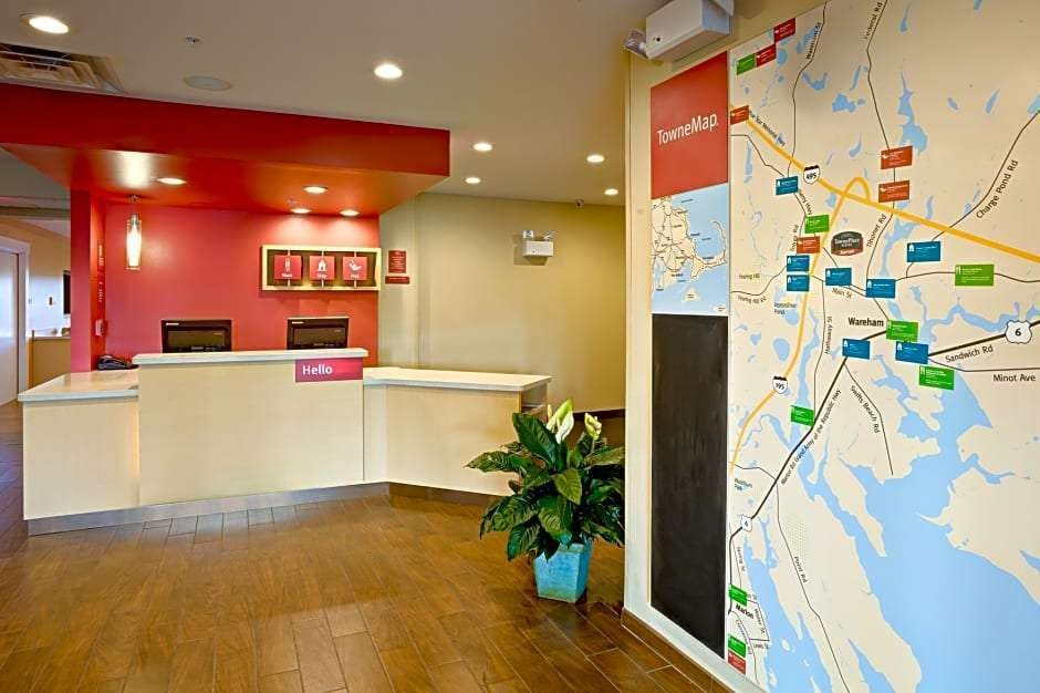 Hotel TownePlace Suites by Marriott Wareham Buzzards Bay photo 2