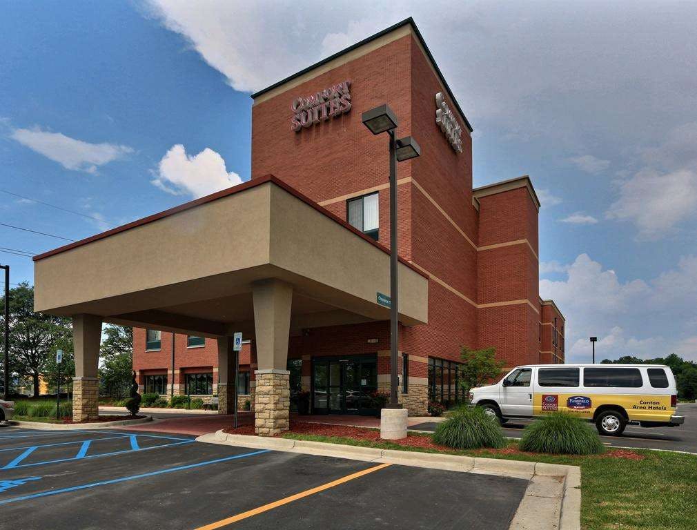 Comfort Suites Canton - Detroit