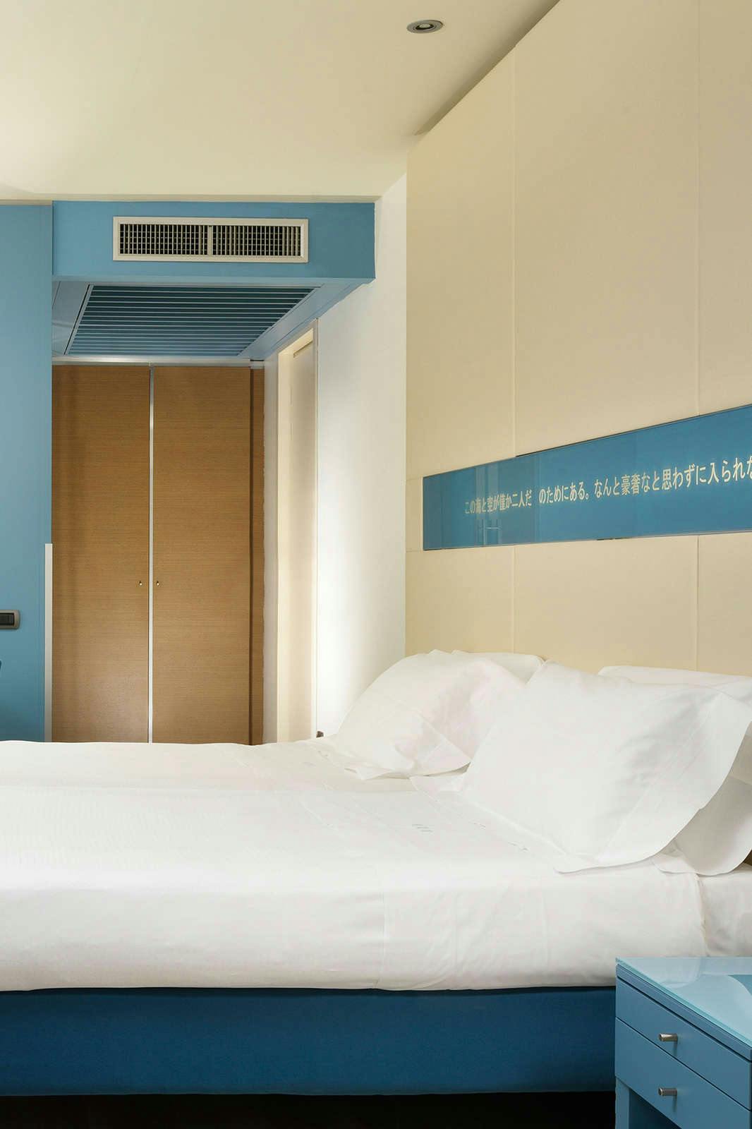 Hotel UNAHOTELS Bologna Centro photo 3