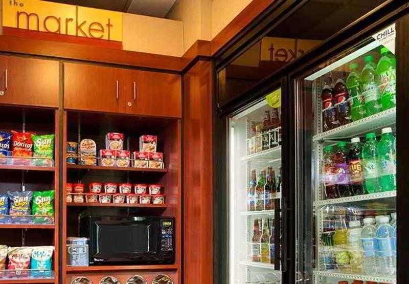 Hotel Courtyard by Marriott Detroit Dearborn photo 1