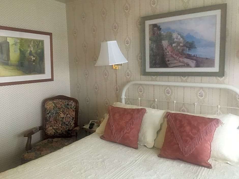 Hotel Tayberry Victorian Cottage B&B photo 4