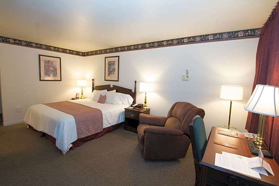 Chalet Motel Mequon