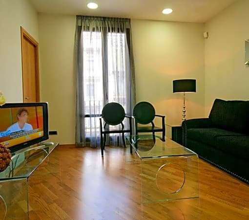 Hotel Uma Suites Metropolitan photo 1