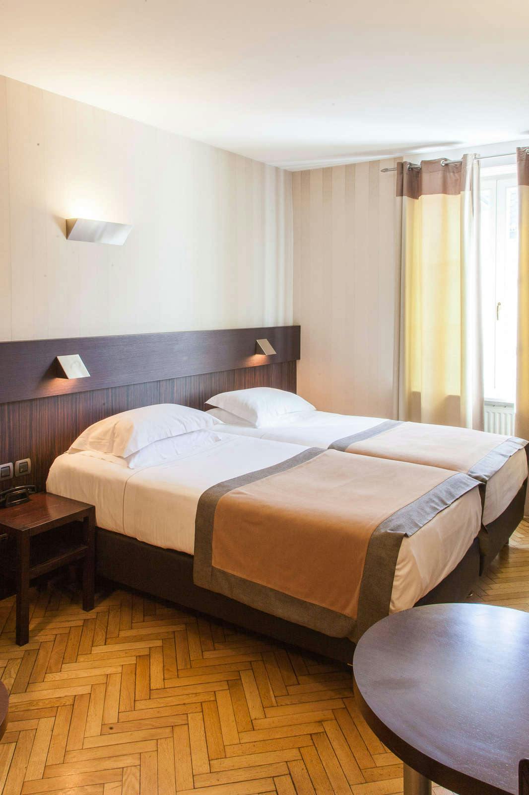 Hannong Hotel & Wine Bar