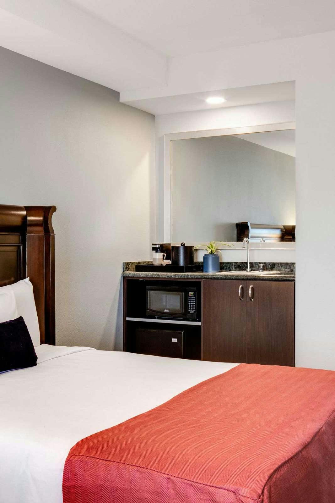 Hotel Ayres Suites Mission Viejo – Lake Forest photo 4