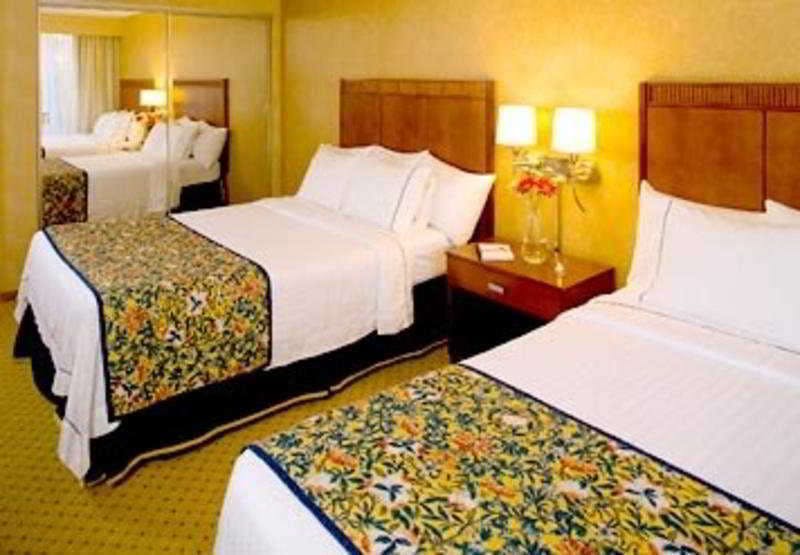 Hotel Courtyard Long Beach Downtown photo 1