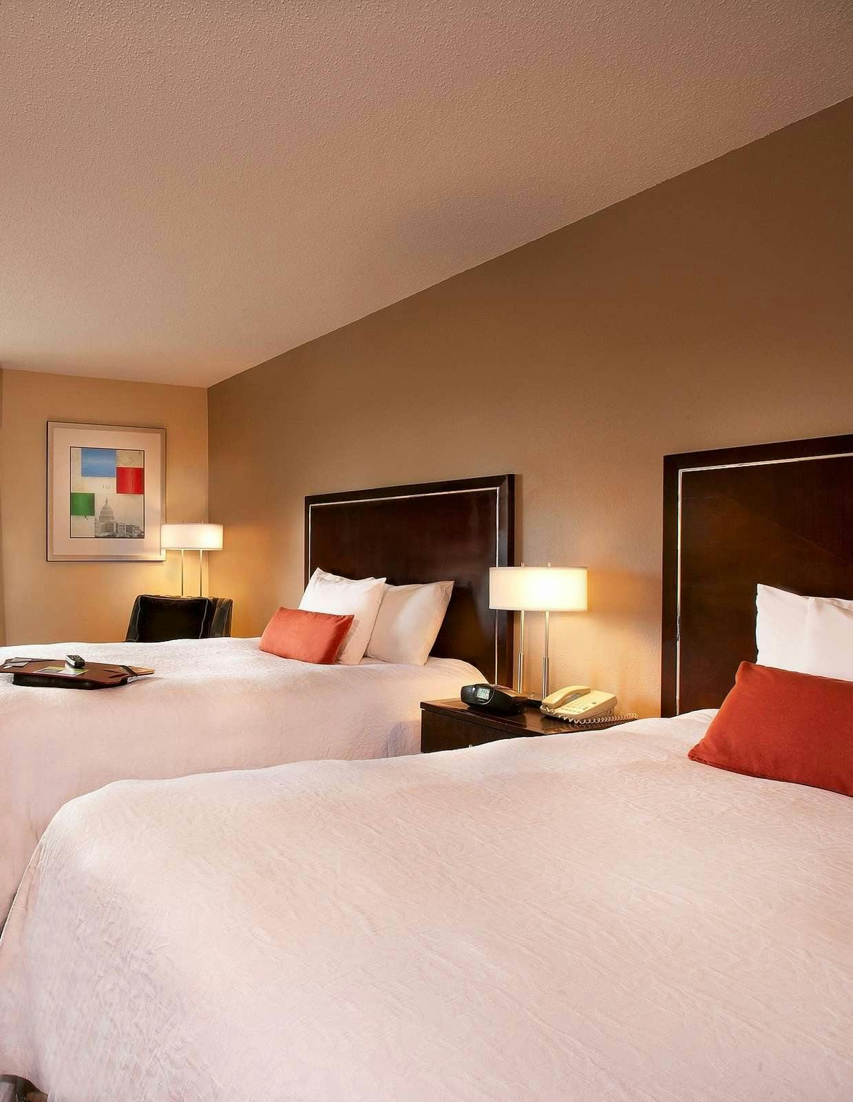 Hotel Hampton Inn Convention Center photo 1