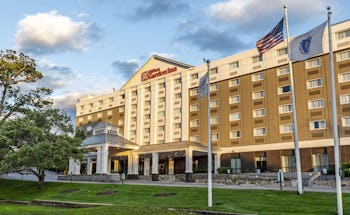 Hilton Garden Inn Boston - Waltham