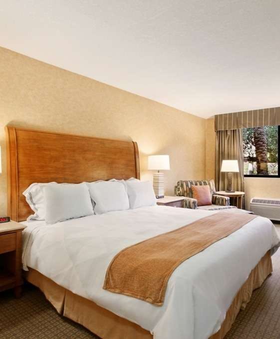 Wyndham Garden Phoenix Midtown Phoenix Hoteltonight