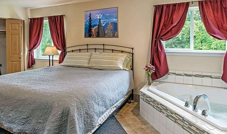 Hotel Alaska Garden Gate B&B and Cottages photo 5