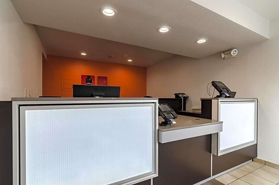 Hotel Motel 6 North Platte, NE photo 1