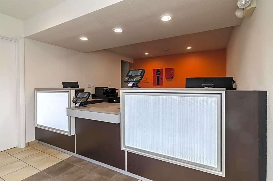 Hotel Motel 6 North Platte, NE photo 2