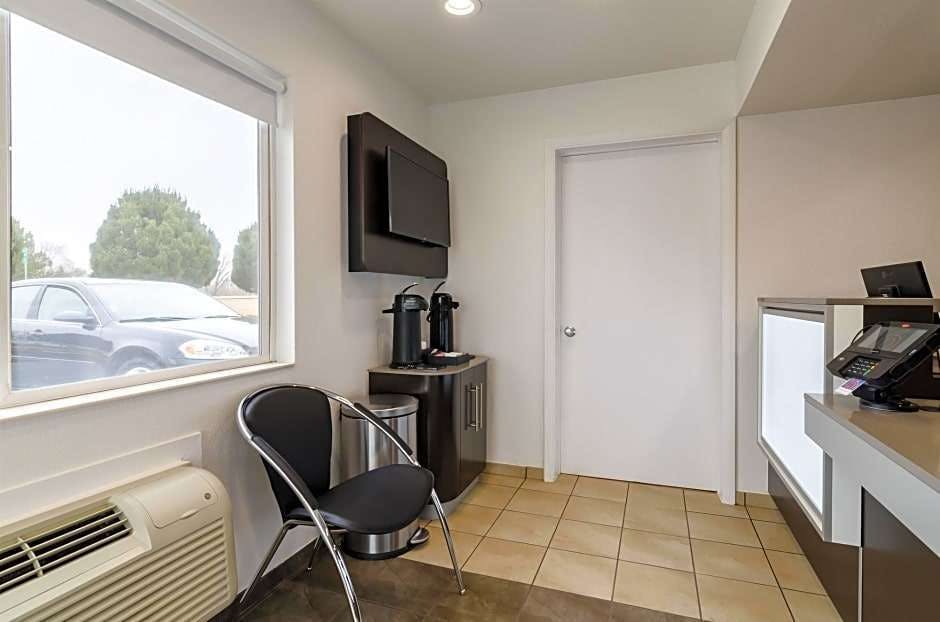 Hotel Motel 6 North Platte, NE photo 5