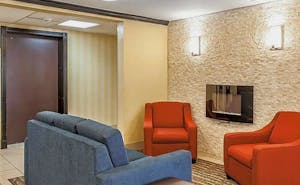 Comfort Inn & Suites Cleveland