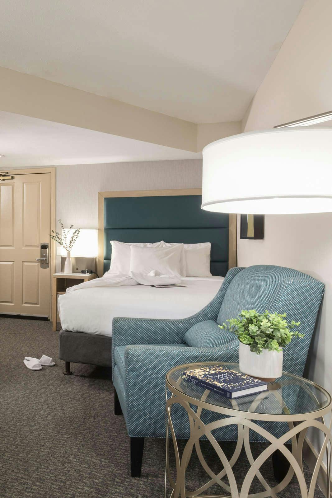 Crystal Lodge Hotel Whistler