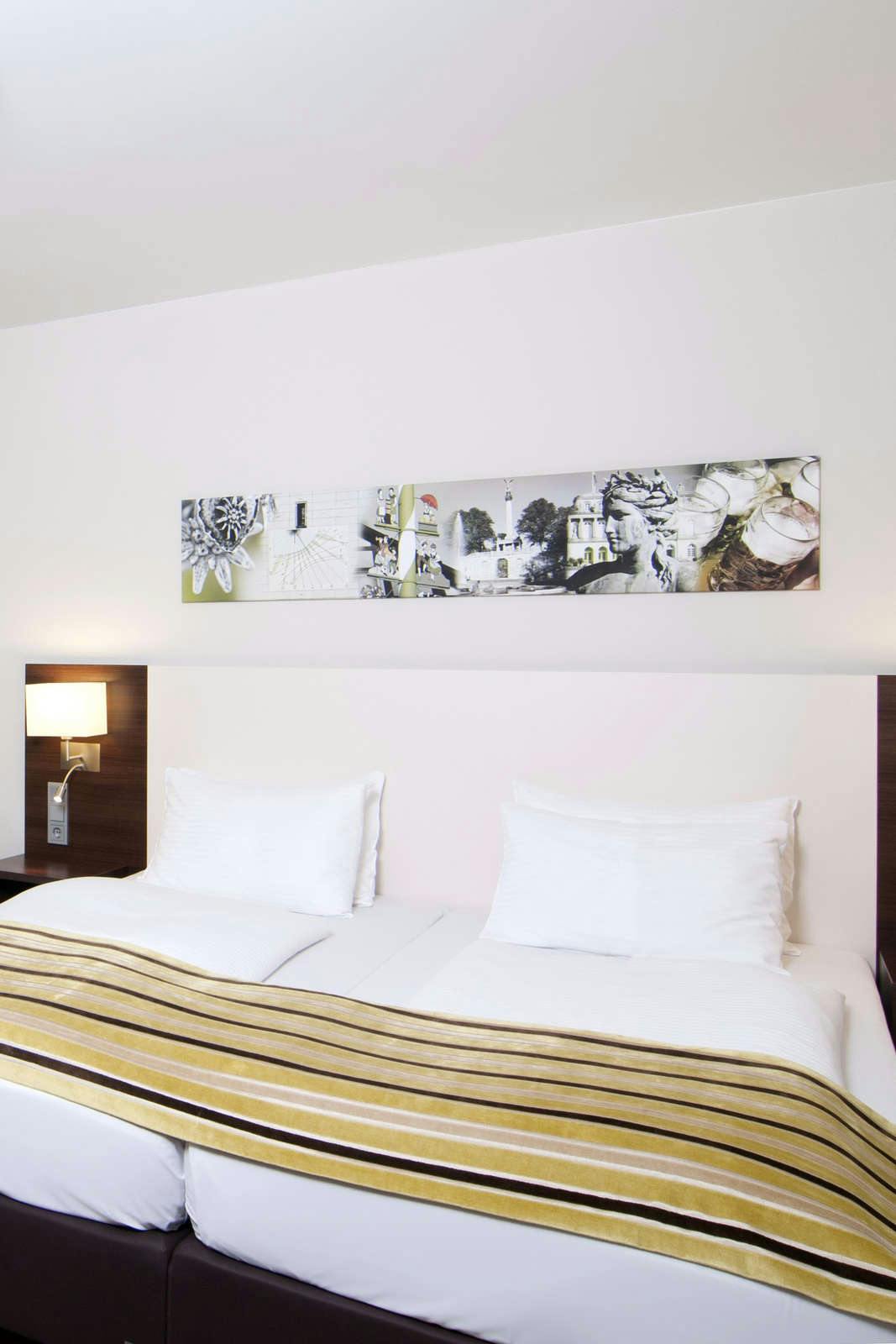 Hotel Holiday Inn Munich Unterhaching photo 2