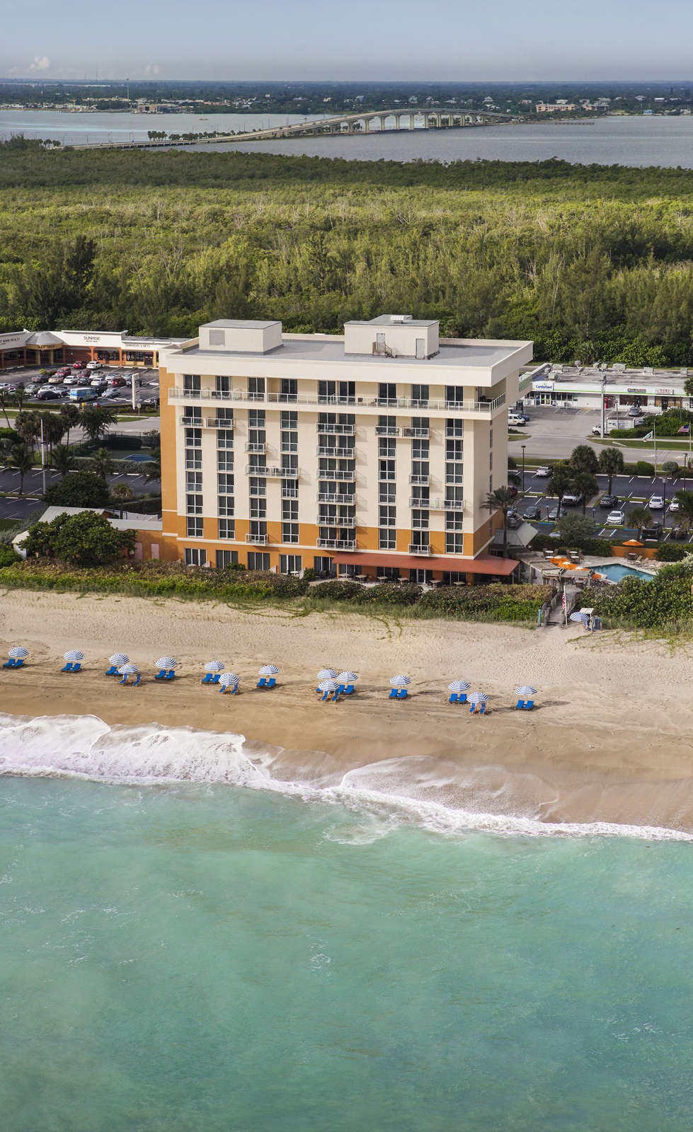 Courtyard by Marriott Hutchinson Island